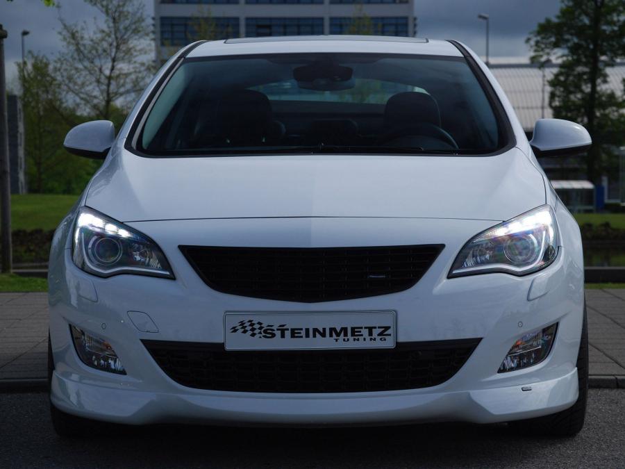  Opel Astra by Steinmetz 2010 года  (фото 2 из 7)